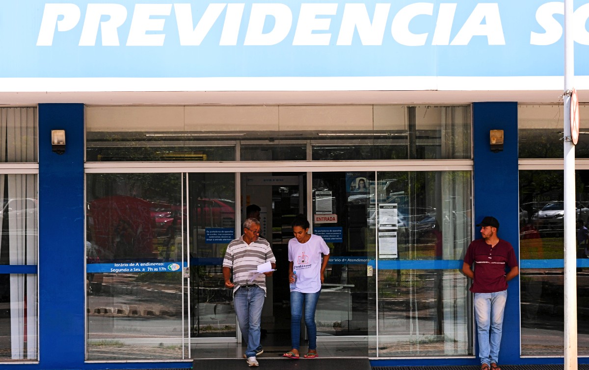 STF aprova 'revisão da vida toda' de aposentadorias pelo INSS